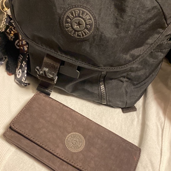Kipling Wallet grey/brown pristine condition 14-15 cc holder - Picture 13 of 13
